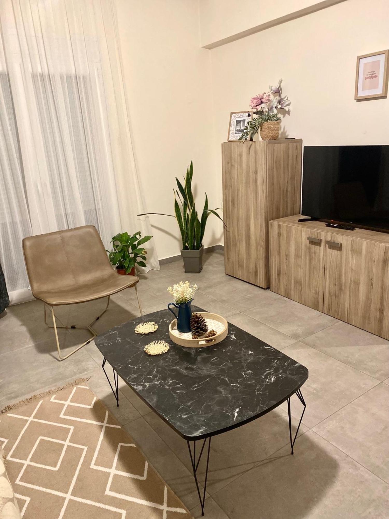 Στυλ & Άνεση Στο Κέντρο La Maison 12 Ανακαινισμένο Διαμέρισμα Larissa Eksteriør billede
